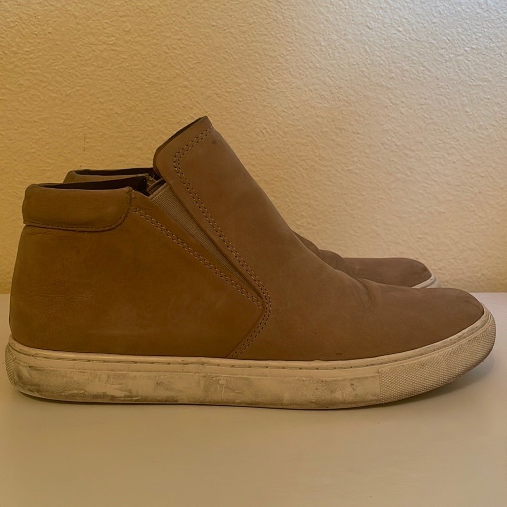 Kenneth Cole Sneakers